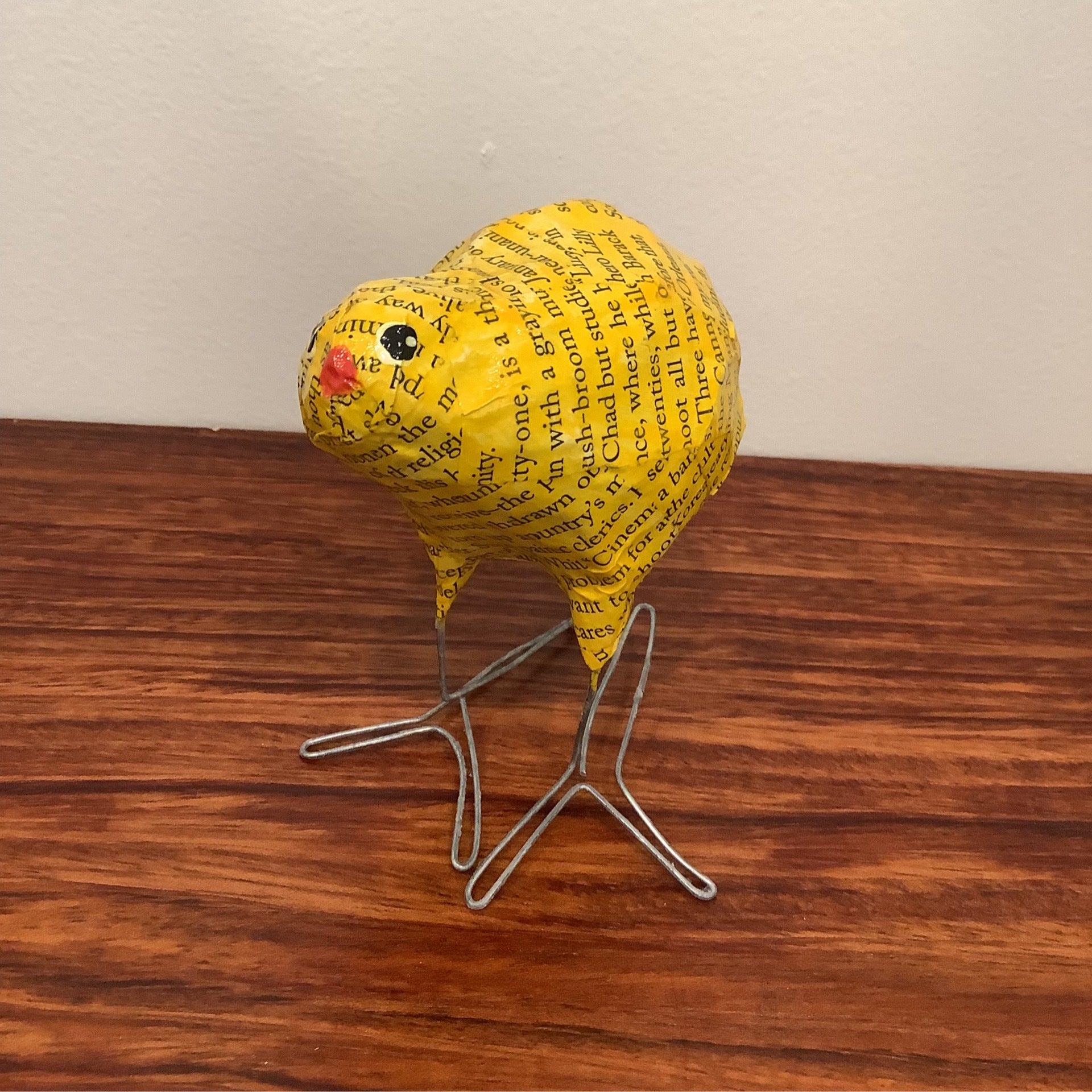Chicks-med, photo 1 of 2
